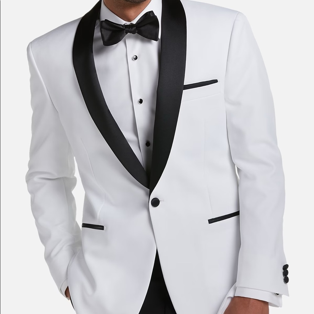 Egara White Blazer